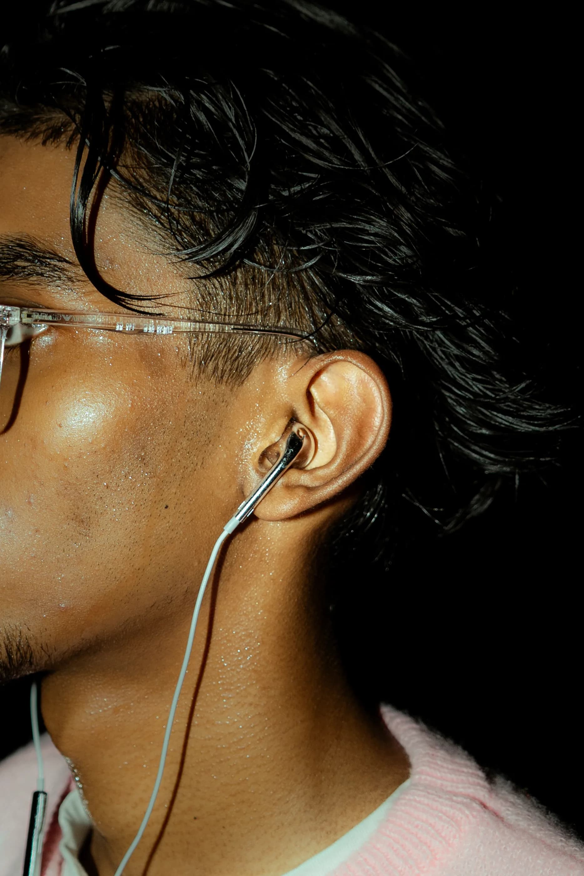 925 chrome wired earphones worn